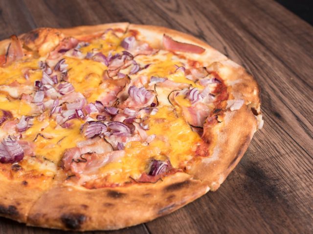 Lombardi Pizza